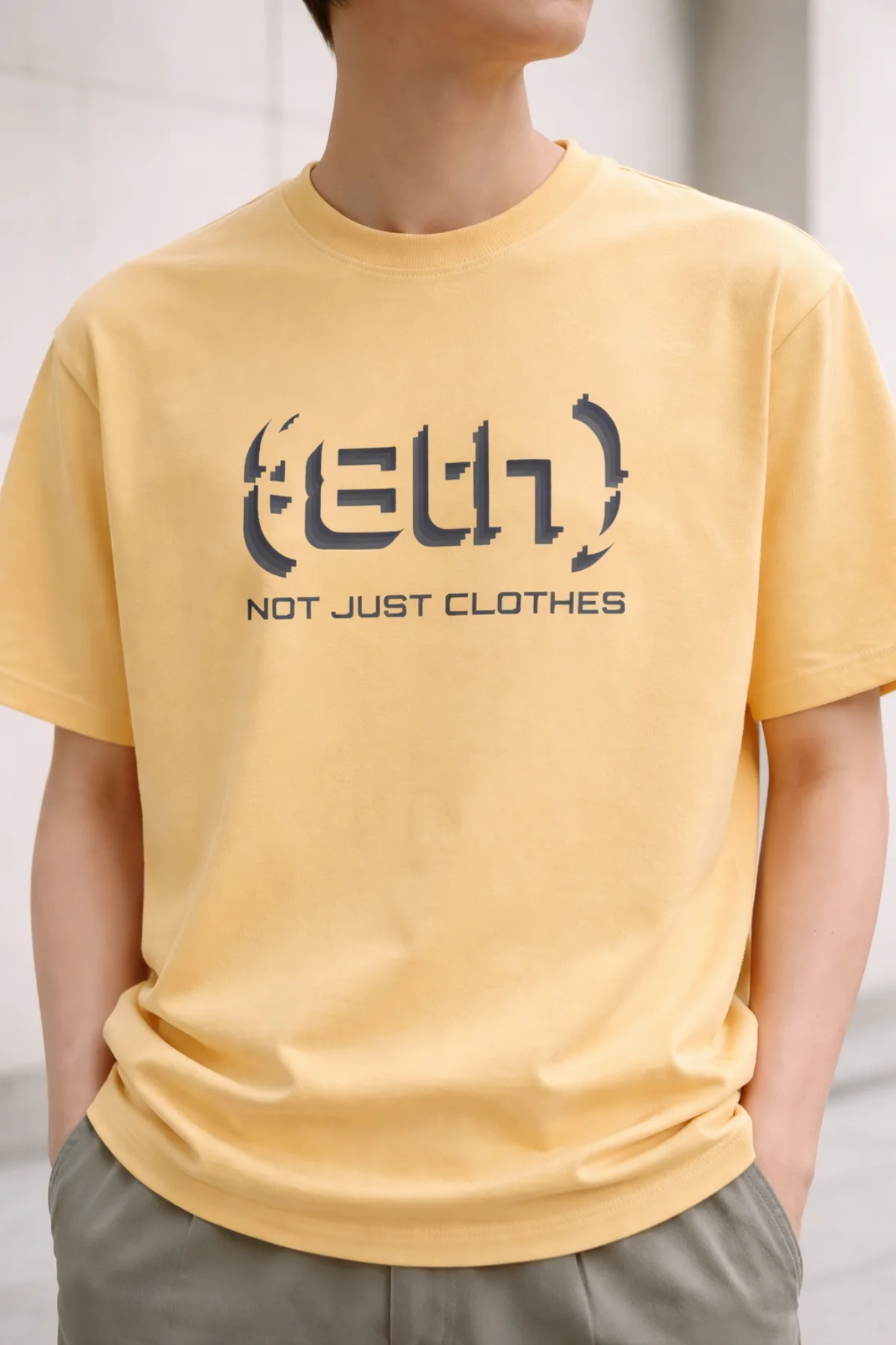 Camiseta Essential Tee de 8th frontal